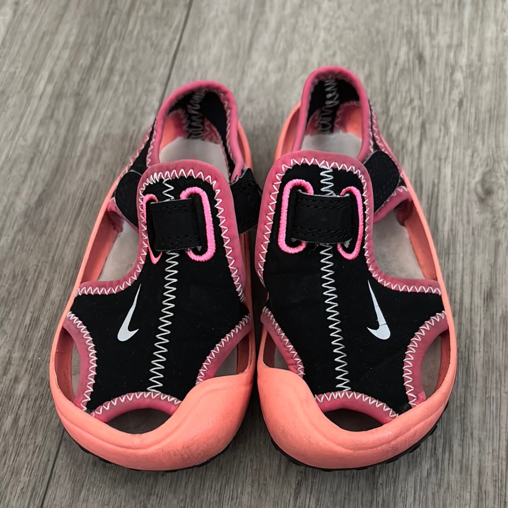 Nike Black and Pink Sandals with Breathable Design